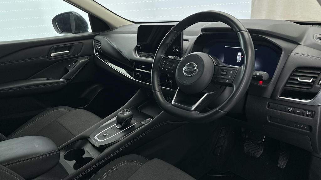 Nissan Qashqai Tekna Black #12