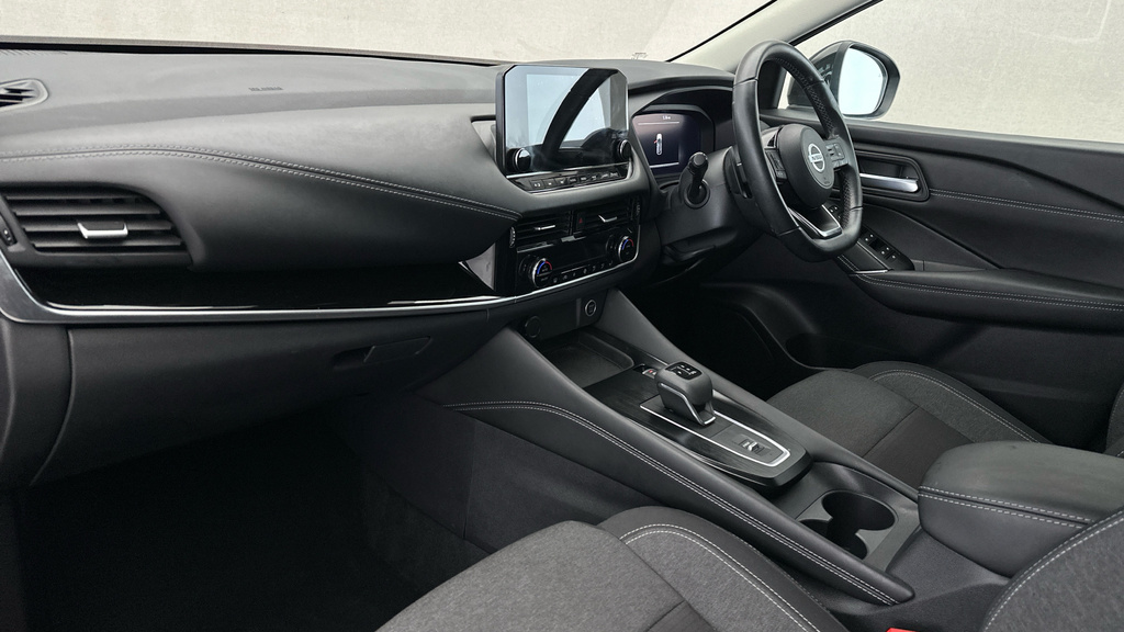 Nissan Qashqai Tekna Black #13