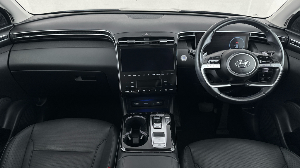 Hyundai Tucson Se Connect White #16