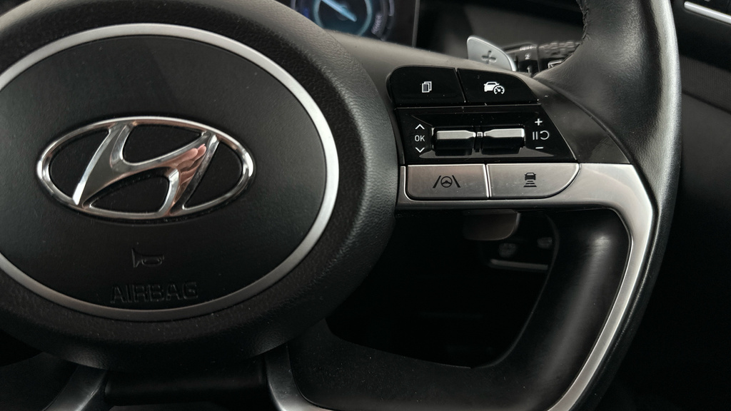 Hyundai Tucson Se Connect White #14