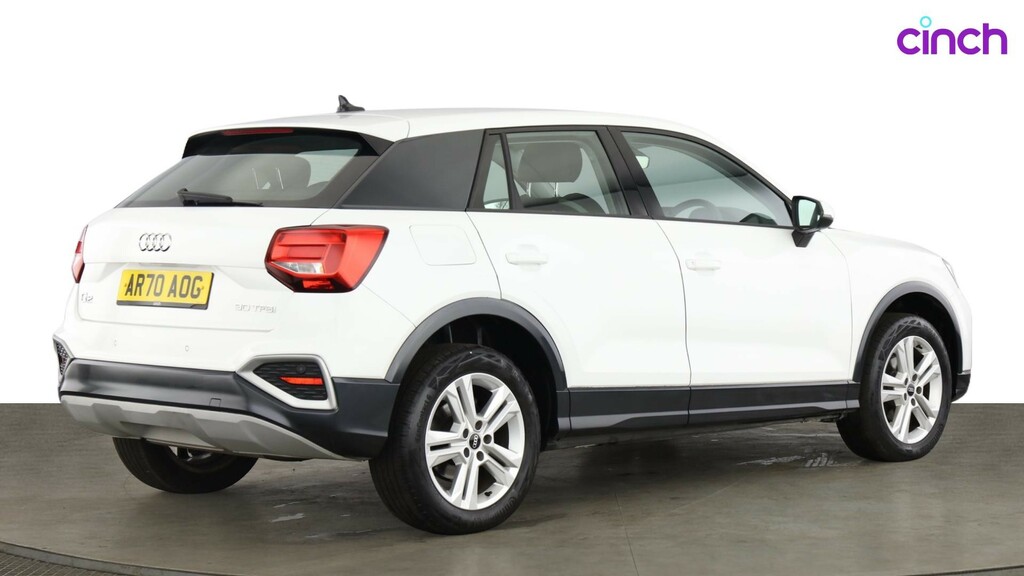 Audi Q2 Audi Q2 Sport 30 Tfsi 110 Ps 6-Speed White #3