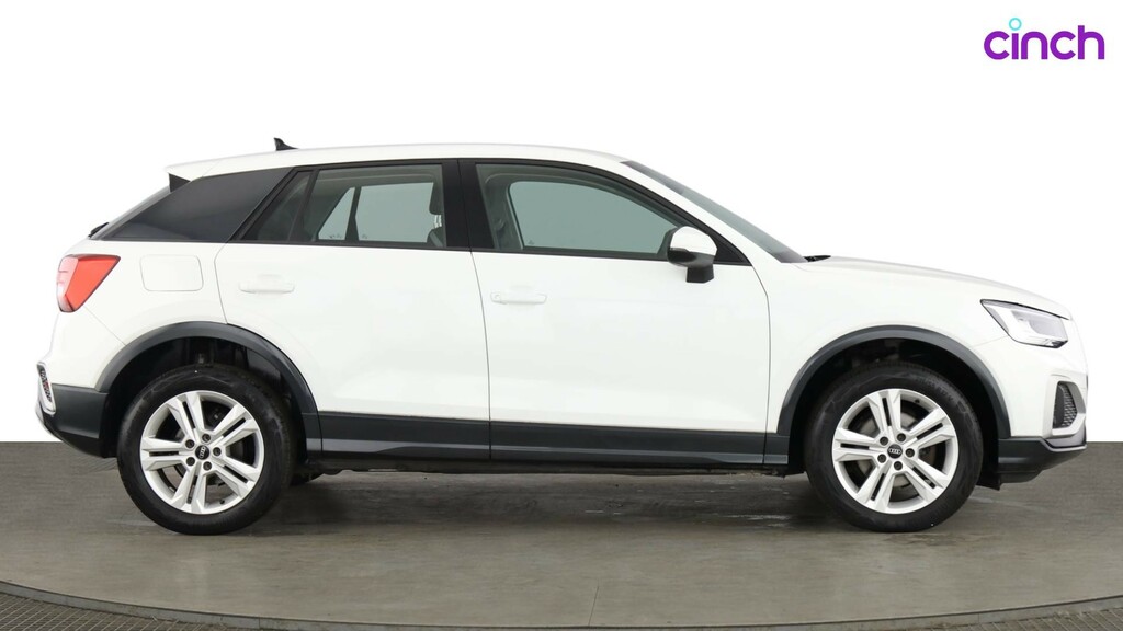Audi Q2 Audi Q2 Sport 30 Tfsi 110 Ps 6-Speed White #2