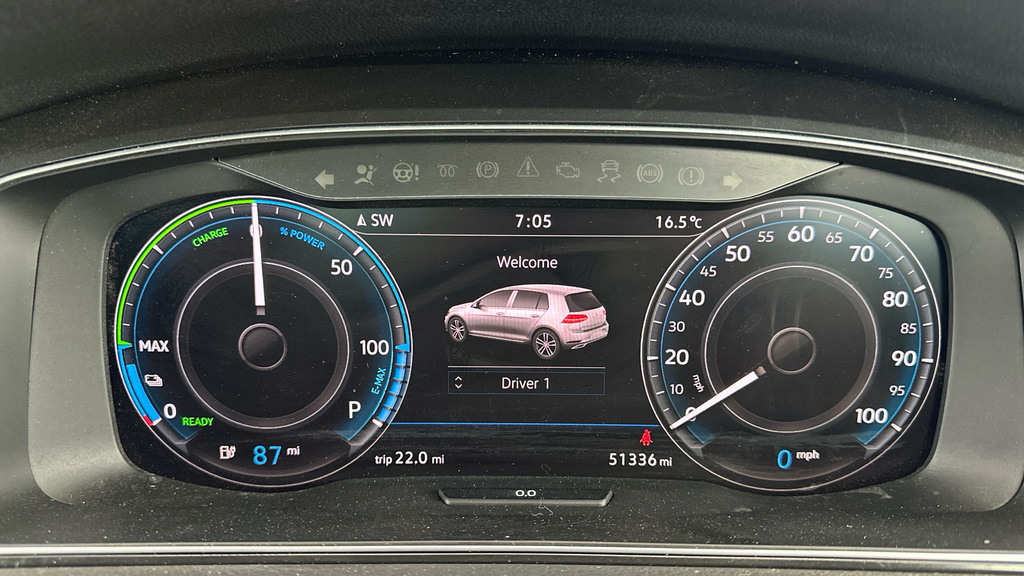 Volkswagen e-Golf Hatchback 35.8Kwh Hatchback 136 Blue #23