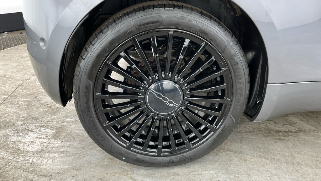 Fiat 500E 87Kw Icon 42Kwh Grey #25