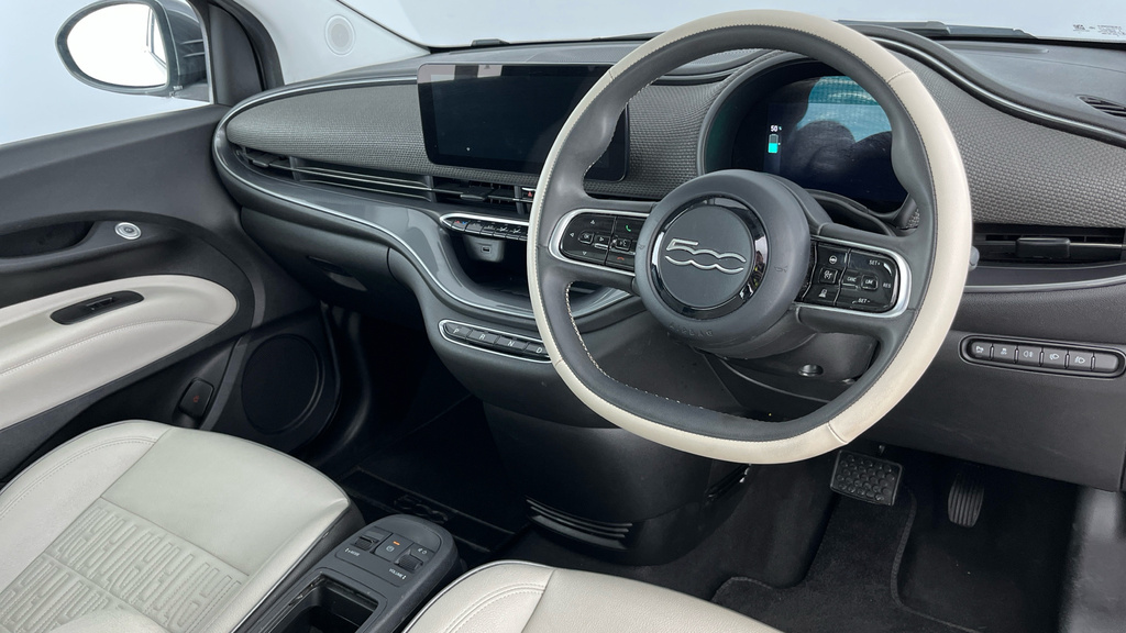 Fiat 500E 87Kw Icon 42Kwh Grey #9