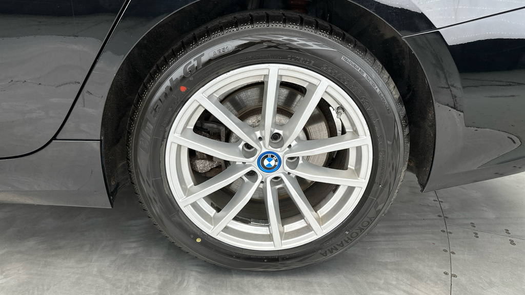 BMW 3 Series 330E M Sport Saloon #29