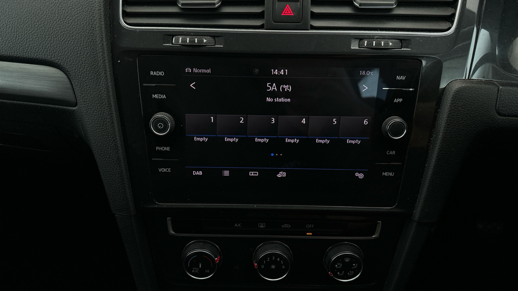 Volkswagen Golf 1.5 Gt Tsi Evo Dsg 148 Bhp Silver #18