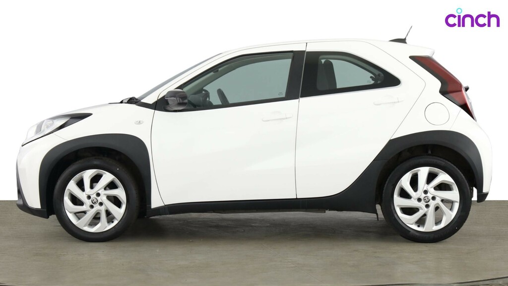 Toyota Aygo X Edge Parking Pack White #6