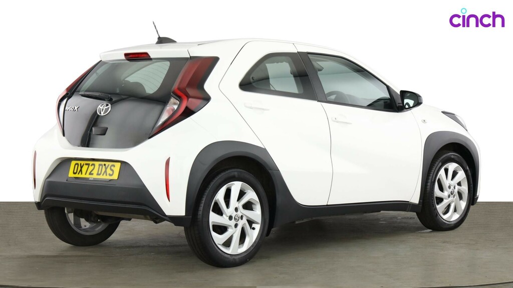 Toyota Aygo X Edge Parking Pack White #3
