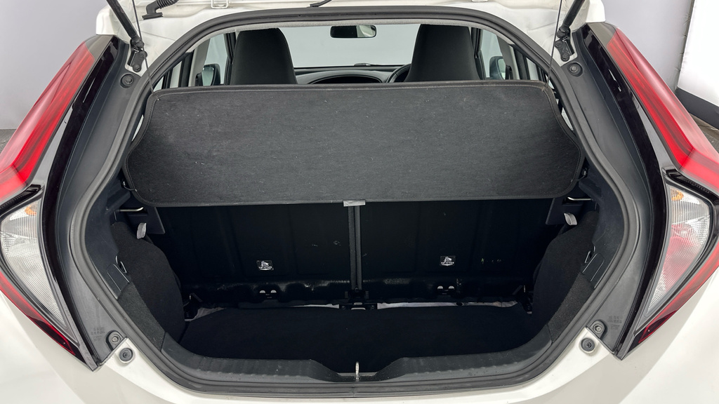 Toyota Aygo X Edge Parking Pack White #18