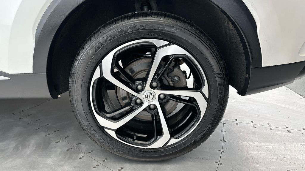 MG HS 1.5 T-gdi 16.6 Kwh Trophy Euro 6 Ss Black #24