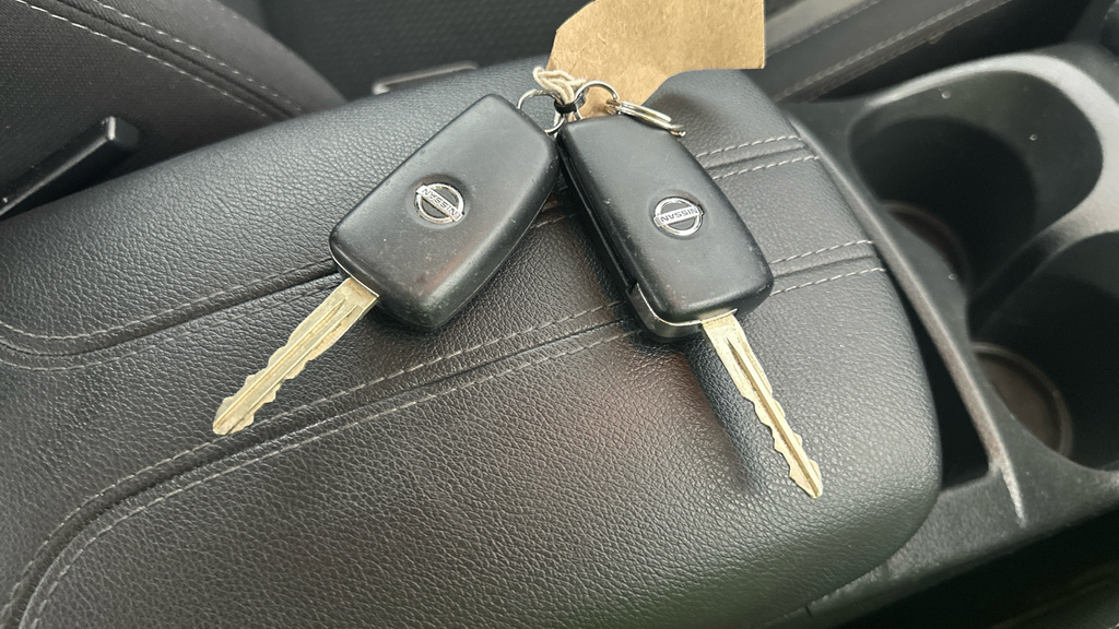 Nissan Qashqai Acenta Premium Black #28