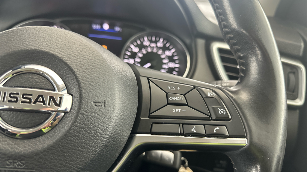 Nissan Qashqai Acenta Premium Black #13