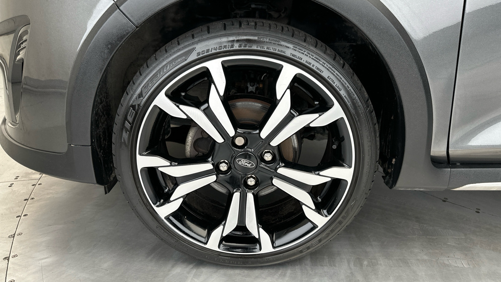 Ford Fiesta Fiesta St-3 T Black #22