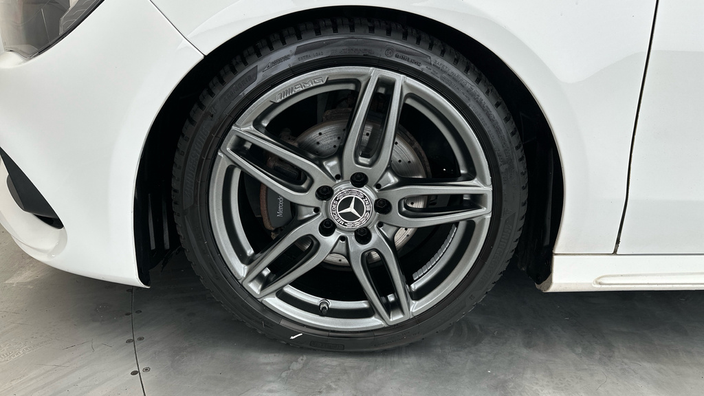 Mercedes-Benz CLA Class Cla 180 Amg Line Edition White #21