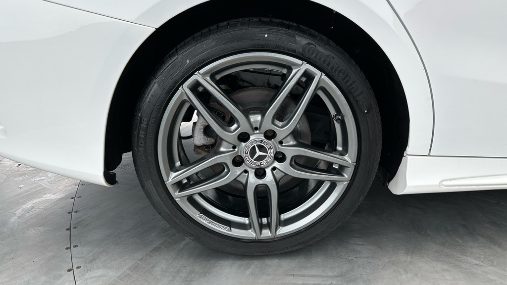 Mercedes-Benz CLA Class Cla 180 Amg Line Edition White #23