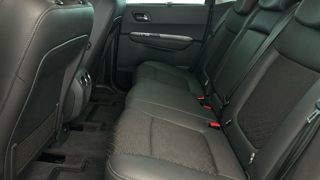 Peugeot 3008 Suv White #21