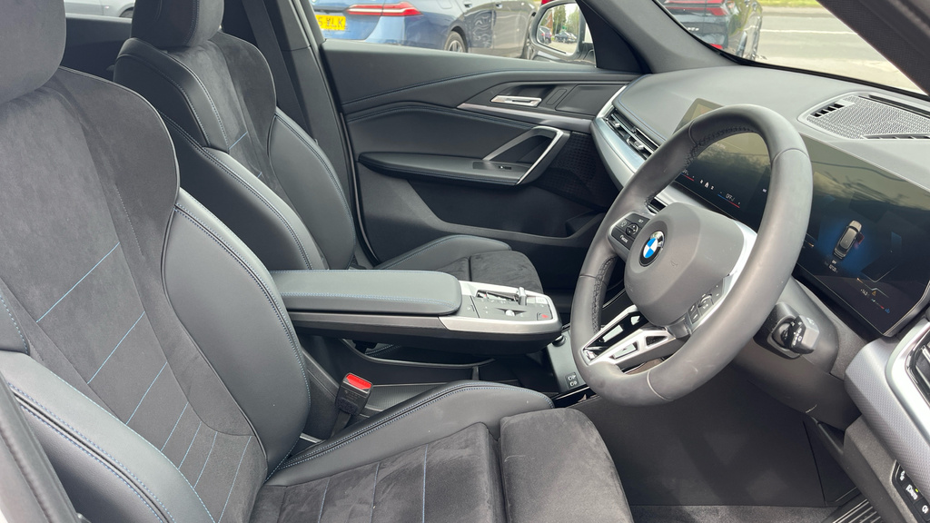 BMW X1 X1 Sdrive20i M Sport Black #20