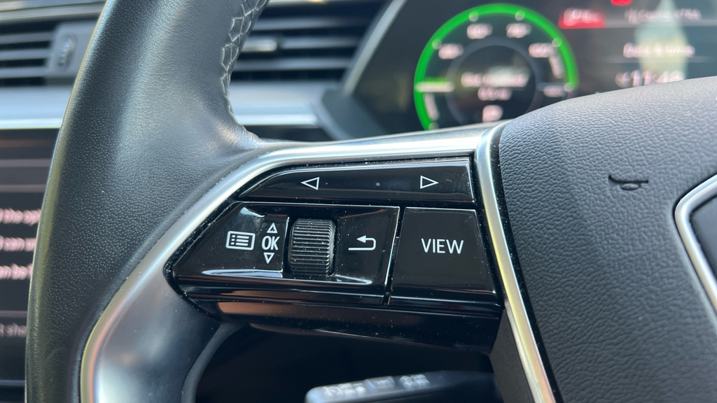 Audi Q8 e tron 250Kw 50 Quattro 95Kwh S Line 2023 Blue #28