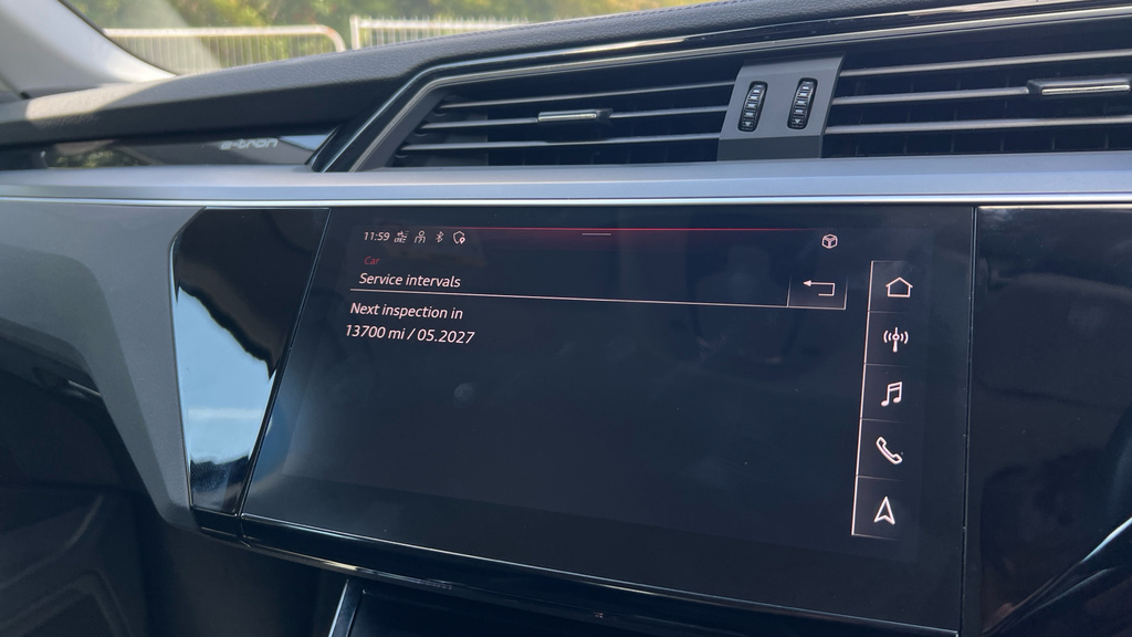 Audi Q8 e tron 250Kw 50 Quattro 95Kwh S Line 2023 Blue #21