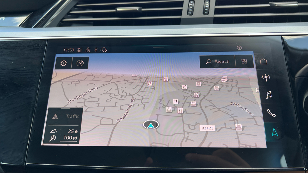 Audi Q8 e tron 250Kw 50 Quattro 95Kwh S Line 2023 Blue #29