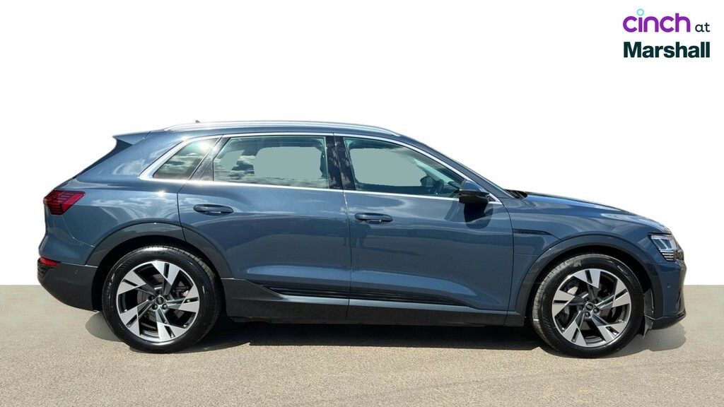 Audi Q8 e tron 250Kw 50 Quattro 95Kwh S Line 2023 Blue #2