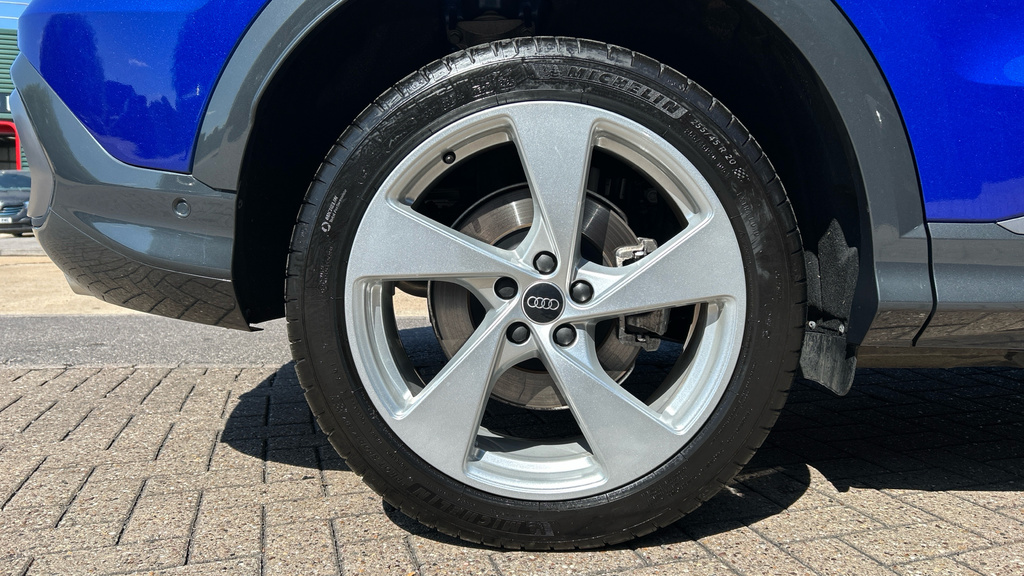 Audi Q5 2.0 Tfsi Quattro Edition 1 S Tronic Grey #23