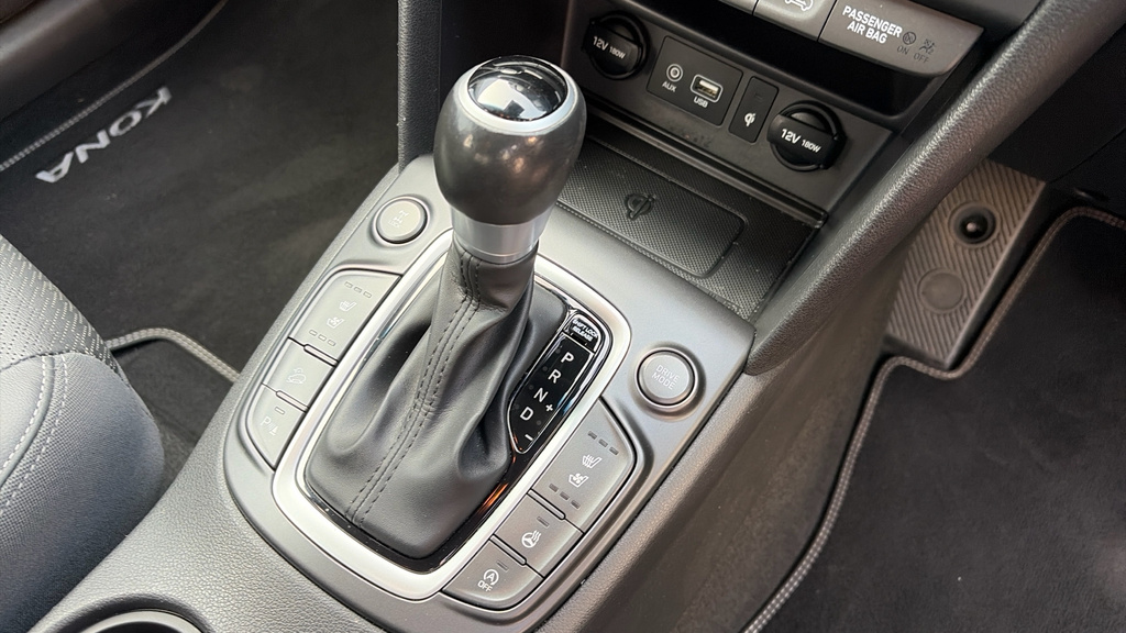 Hyundai Kona 1L Premium Black #31