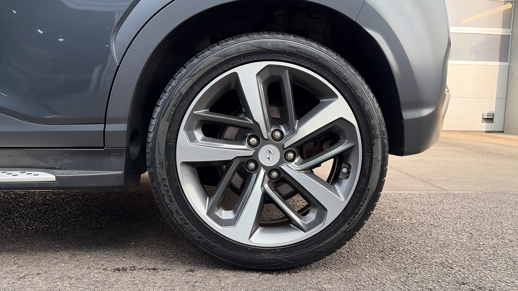 Hyundai Kona 1L Premium Black #22