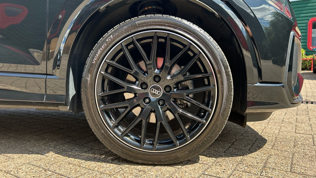 Audi Q2 Audi Q2 Black Edition 35 Tfsi 150 Ps S Tronic Black #20