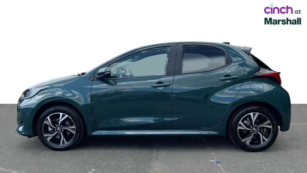 Toyota Yaris Design White #6