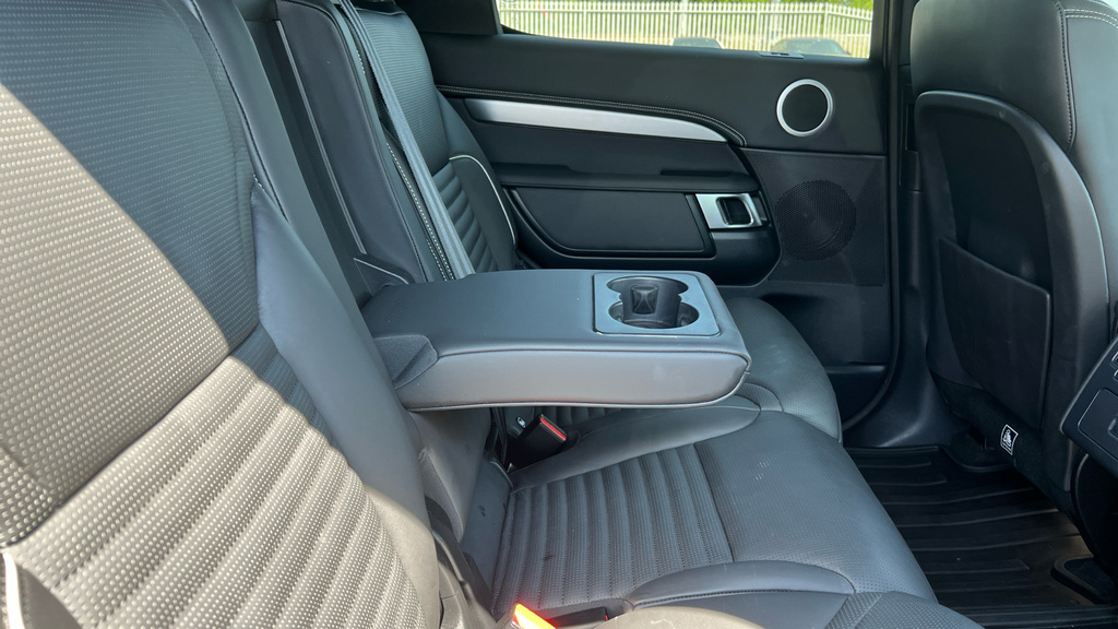 Land Rover Discovery 3.0 D300 Metropolitan Edition Grey #27