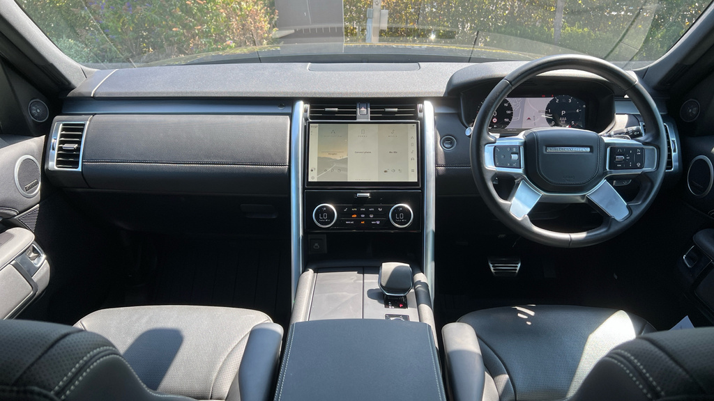 Land Rover Discovery 3.0 D300 Metropolitan Edition Grey #42