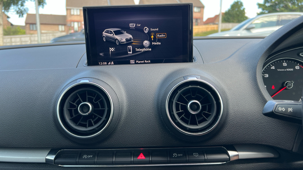 Audi A3 1.5 Tfsi Black Edition Sportback Grey #12