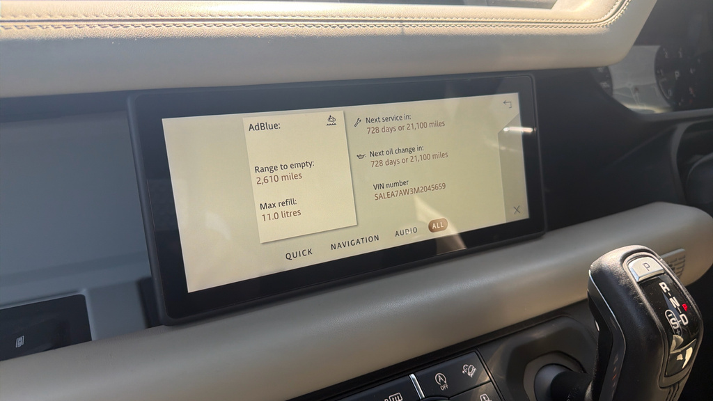 Land Rover Defender 3.0 D300 X-dynamic Hse 110 7 Seat Black #20