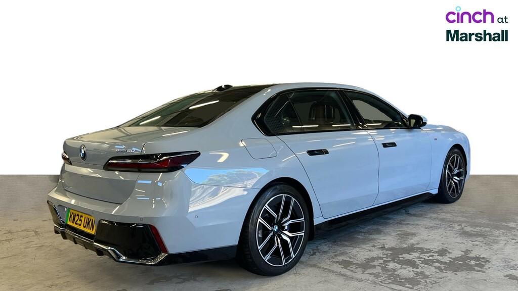 BMW i7 335Kw Edrive50 Excellence 105.7Kwh Blue #3