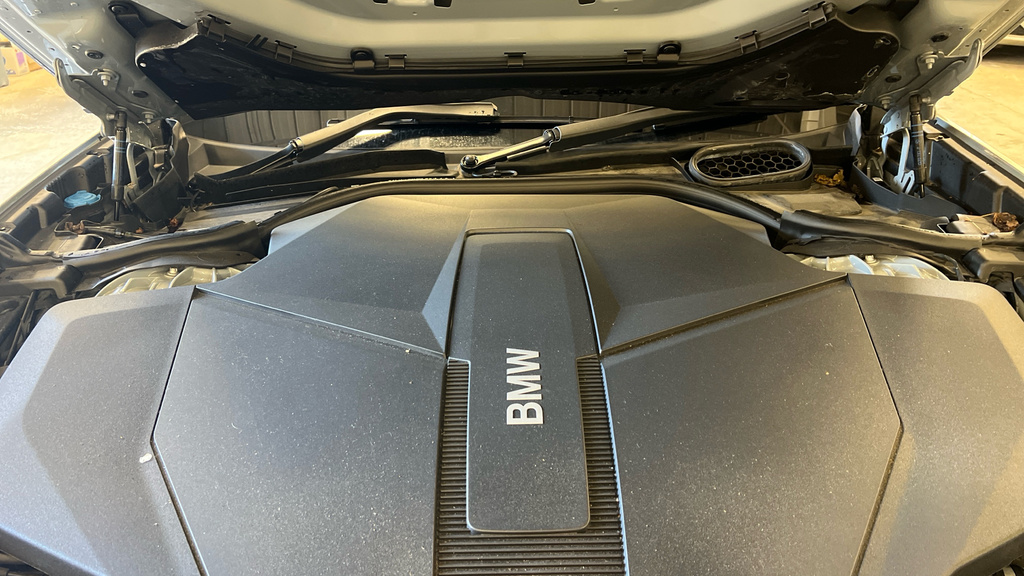 BMW i7 335Kw Edrive50 Excellence 105.7Kwh Blue #28
