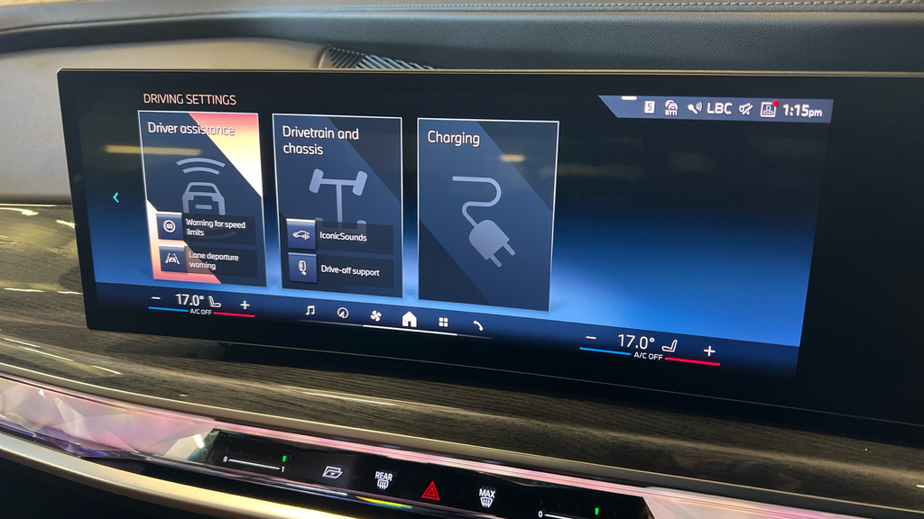 BMW i7 335Kw Edrive50 Excellence 105.7Kwh Blue #46