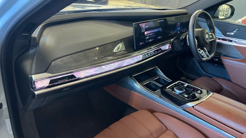 BMW i7 335Kw Edrive50 Excellence 105.7Kwh Blue #11