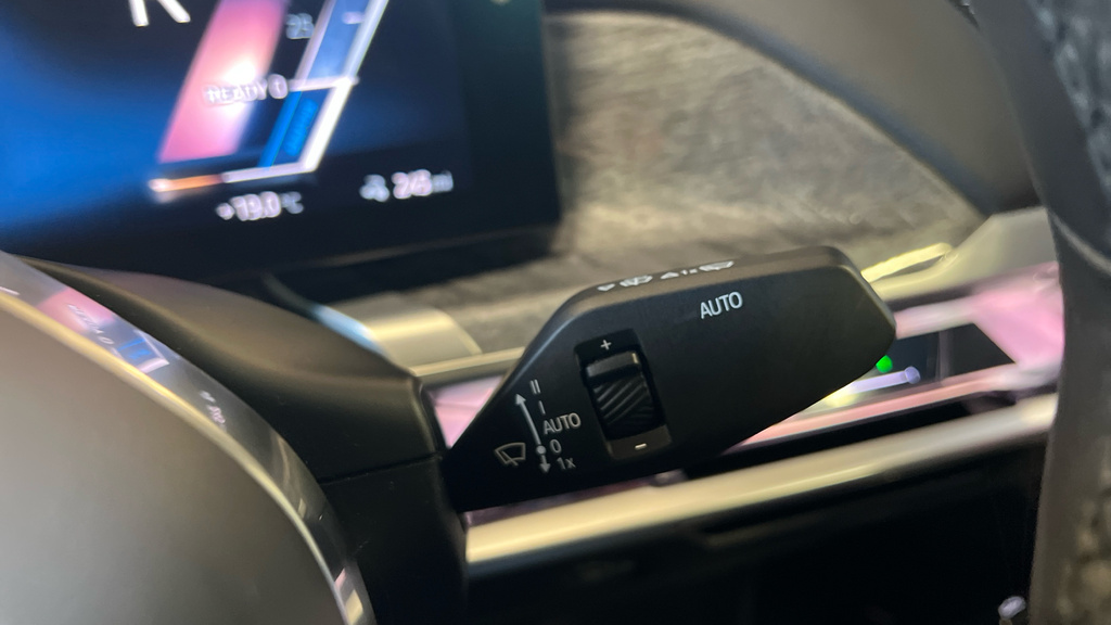 BMW i7 335Kw Edrive50 Excellence 105.7Kwh Blue #43
