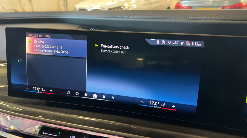 BMW i7 335Kw Edrive50 Excellence 105.7Kwh Blue #33