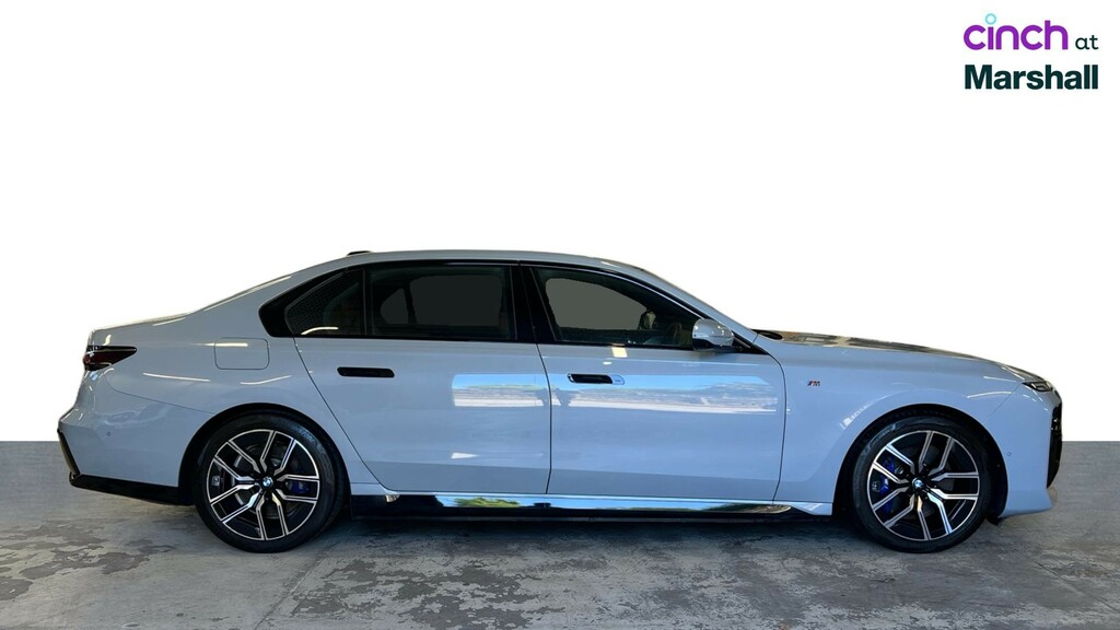 BMW i7 335Kw Edrive50 Excellence 105.7Kwh Blue #2