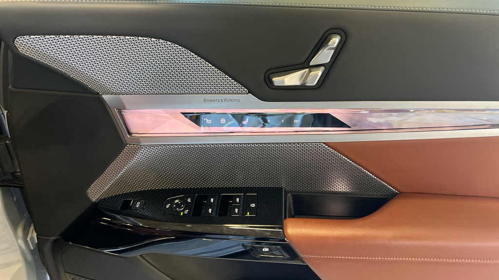 BMW i7 335Kw Edrive50 Excellence 105.7Kwh Blue #34