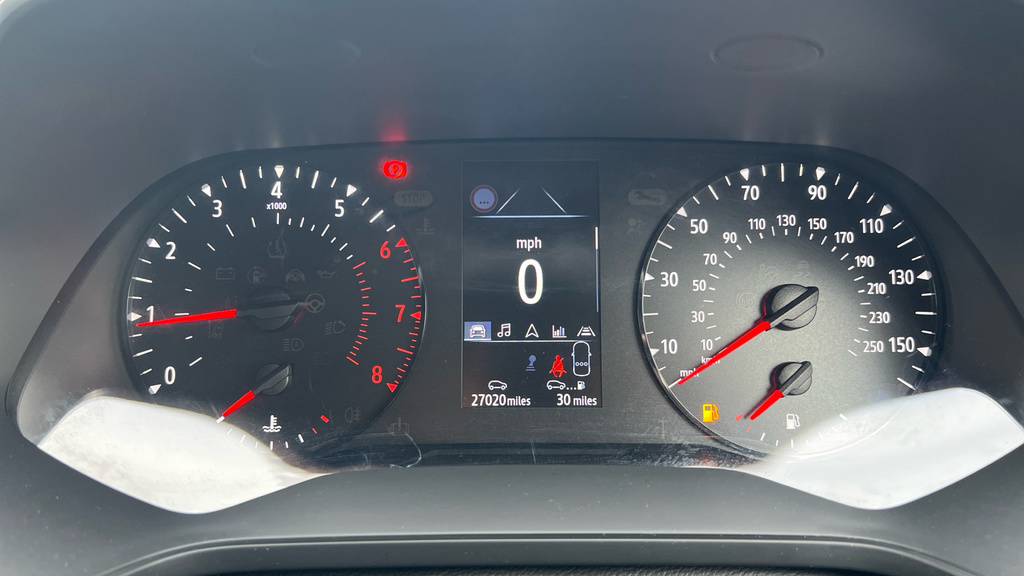Renault Captur 1.3 Tce Iconic Suv White #12
