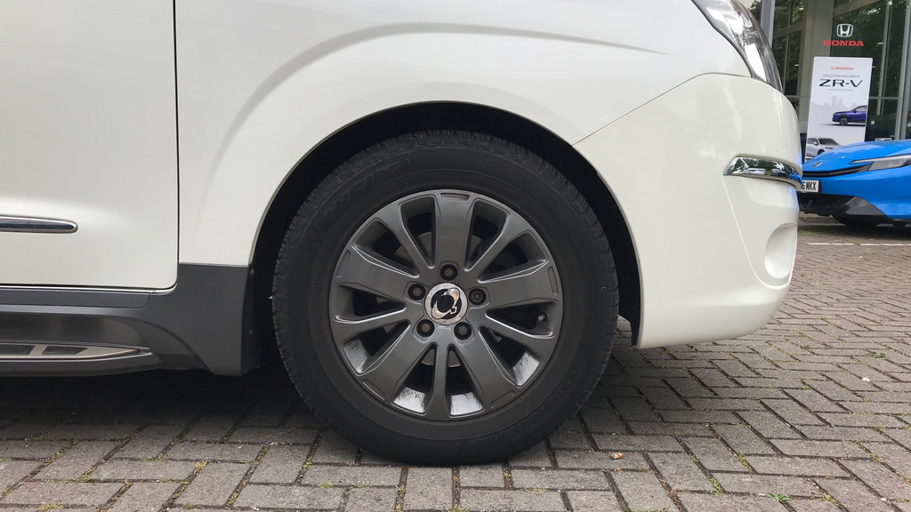 SsangYong Turismo Mpv Grey #29