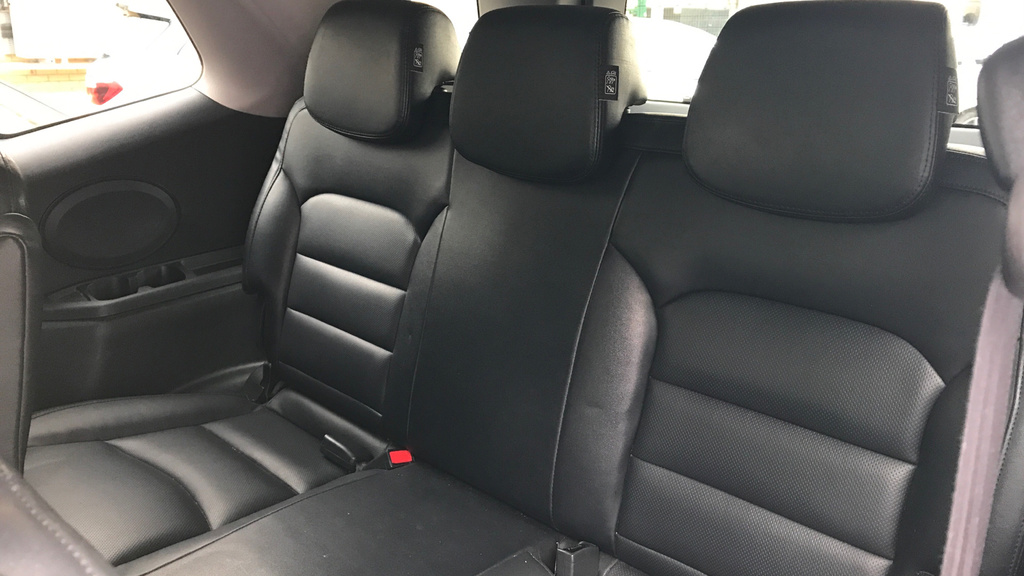 SsangYong Turismo Mpv Grey #39