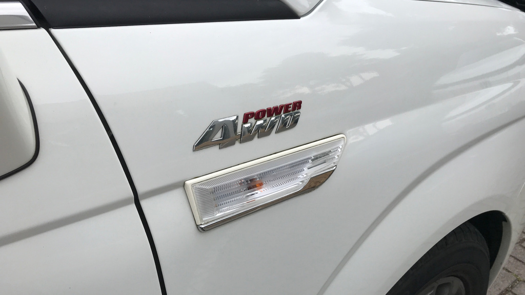 SsangYong Turismo Mpv Grey #43