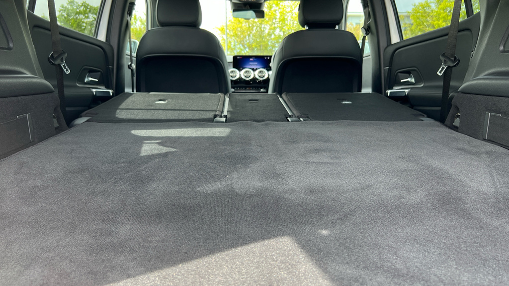 Mercedes-Benz EQB Eqb 350 Amg Line Executiv Black #31