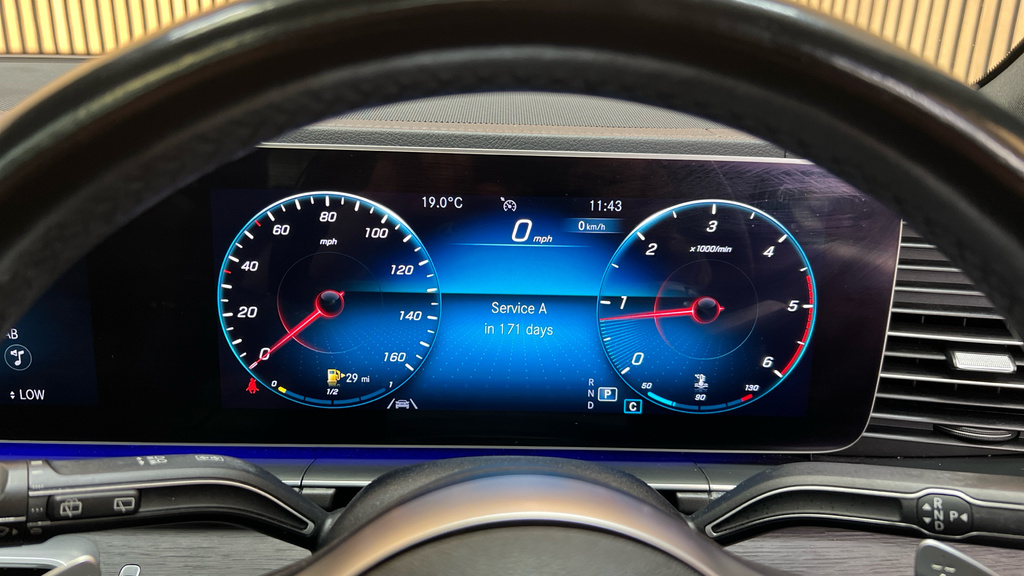 Mercedes-Benz GLE Class Gle 300 Amg Line D 4Matic Grey #31