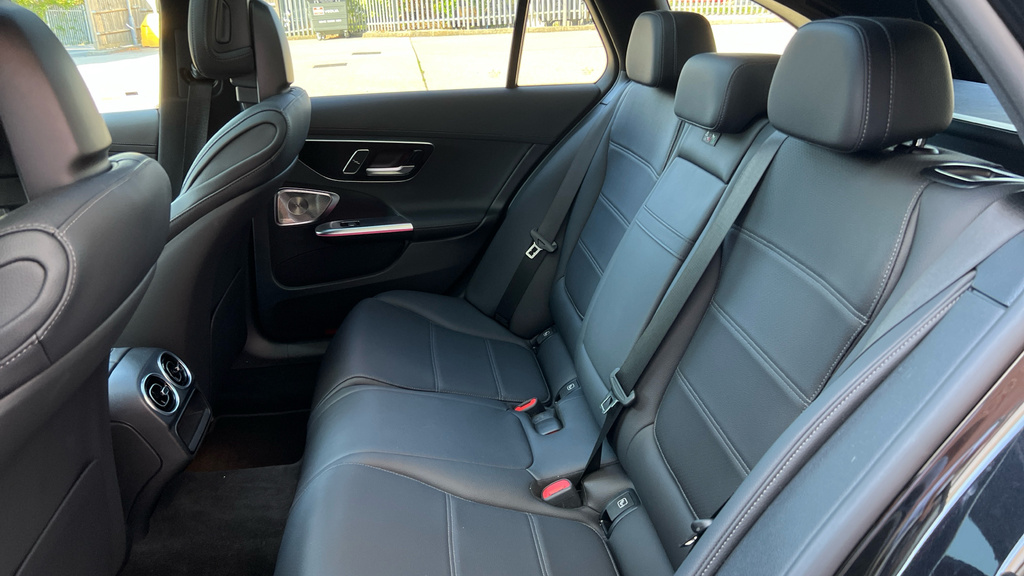Mercedes-Benz C Class C220d Amg Line 9G-tronic Grey #31